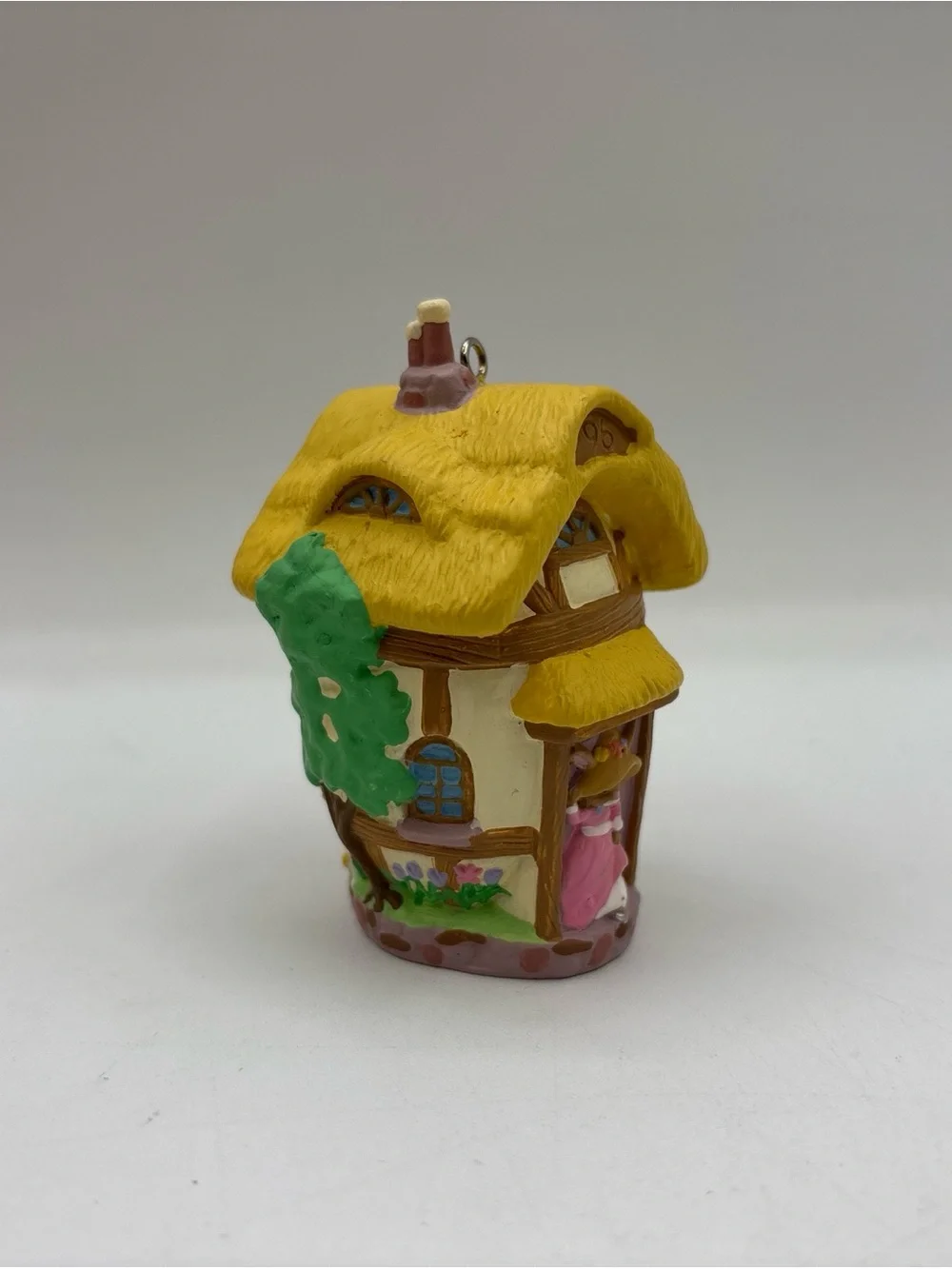 Hallmark Keepsake Ornament 1996 Vintage Apple Blossom Lane Collector’s Series